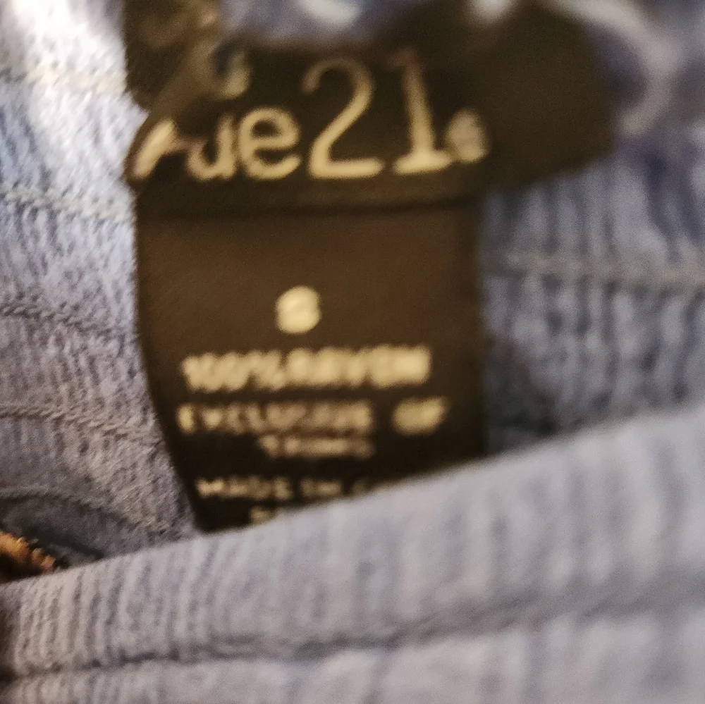 Rue 21 womens skirt size small - Picture 2 of 3